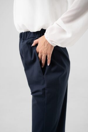 PANTALONE Punto Milano con tasca a filetto e elastico in vita