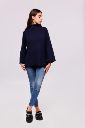 MAGLIA dolcevita con ricamo e bordi risvoltati