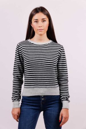 MAGLIA a righe con girocollo a costine e orli a contrasto