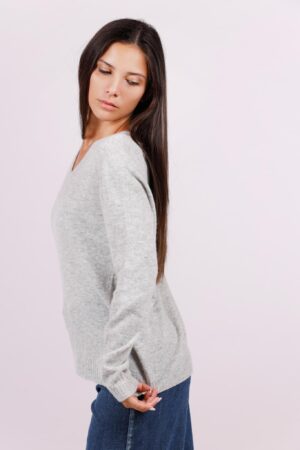 MAGLIA a manica lunga con scollo a V e orli a costine