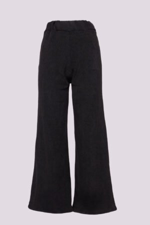 PANTALONE a coste con tasche e con elastico in vita