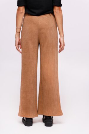 PANTALONE a coste con tasche e con elastico in vita