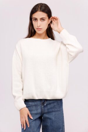 MAGLIA con collo a barchetta monocolore e orli a costine
