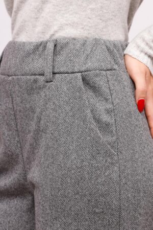 PANTALONE a palazzo senza bottoni con tasche