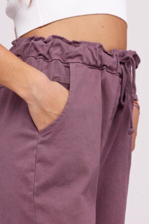 PANTALONE casual con cordino in vita e risvolti