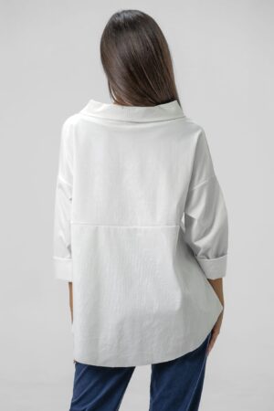 BLUSA manica a tre quarti collo a barchetta taglio irregolare