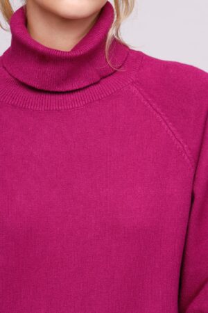 MAGLIA dolcevita con ricamo e bordi risvoltati
