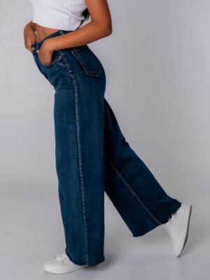 JEANS classico con frange al fondo chiusura a bottone