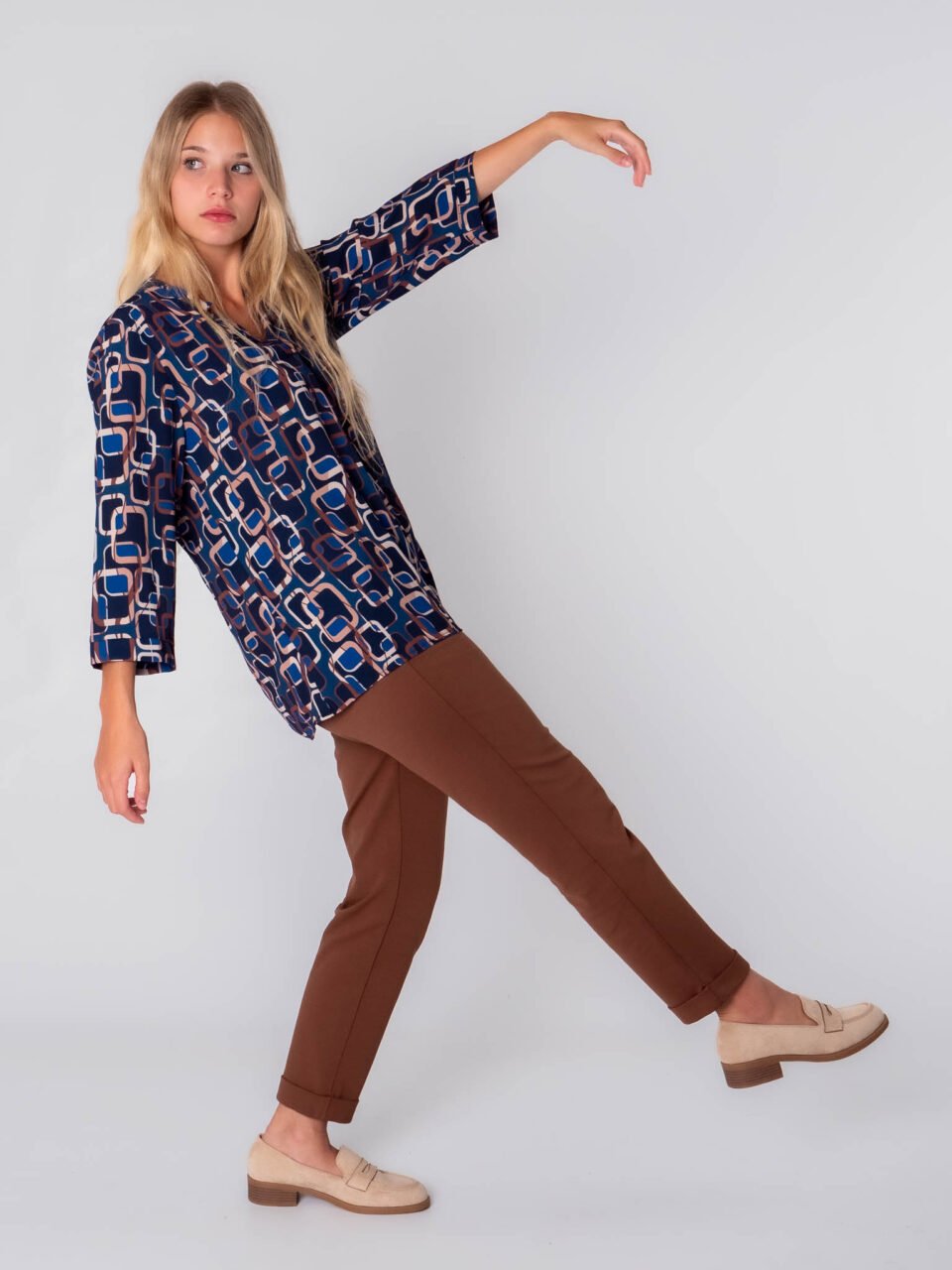 BLUSA collo a v a fantasia catena ONEWORLD HYBRID