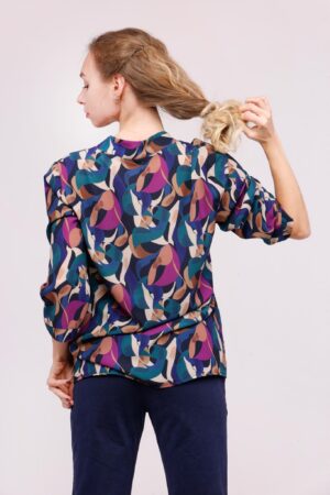 BLUSA fantasia foliage con maniche a sbuffo e colletto alla coreana aperto sul davanti