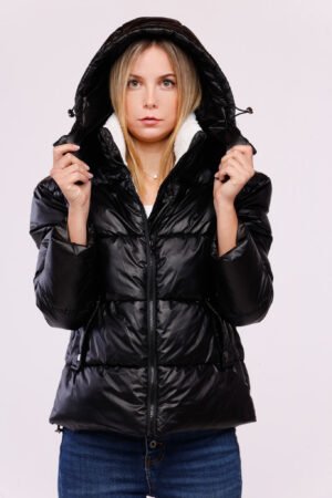 CAPPOTTO piumino corto con fodera imbottita