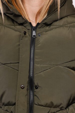 CAPPOTTO piumino lungo con corde sulle tasche