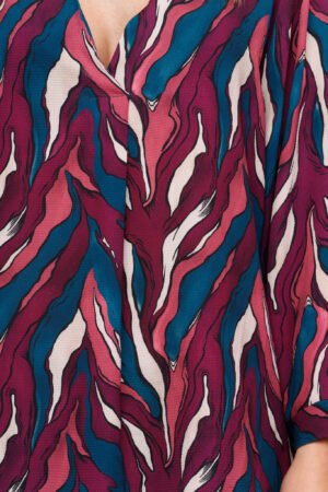 BLUSA fantasia astratta multicolor con scollo alla coreana aperto sul davanti