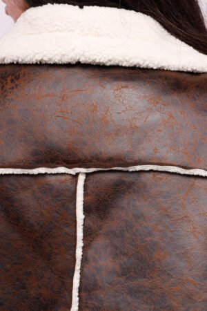 GILET casual con pellicciotto interno e tessuto tipo dainetto