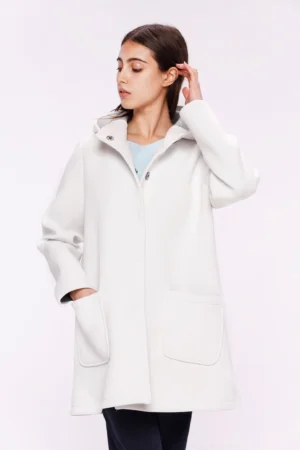 CAPPOTTO lungo con tasche orizzontali e bottoncini interni a pressione