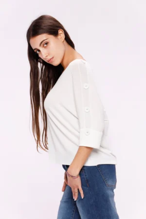 BLUSA con scollo a V bottoni decorativi sulle spalle e manica a tre quarti