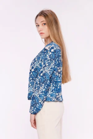 BLUSA Girocollo con risvolto e maniche a tre quarti