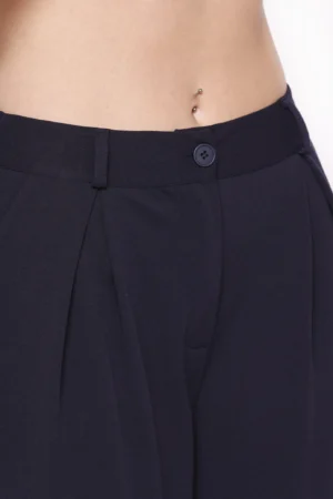 PANTALONE A palazzo con chiusura a un bottone e taschini