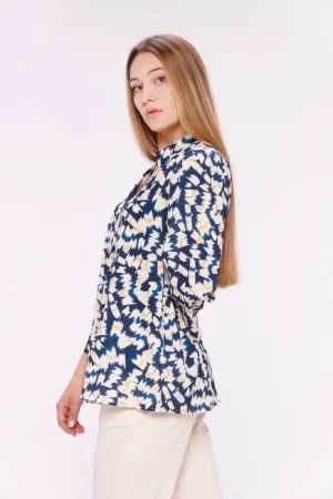 BLUSA Stampa fantasia con colletto alla coreana aperto a V e manica a tre quarti