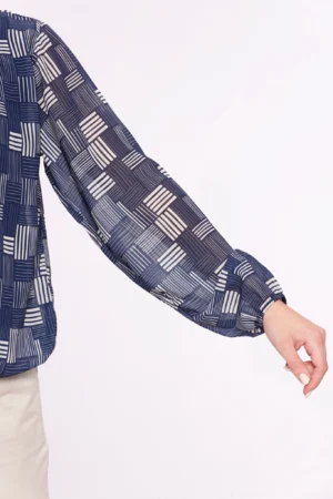 BLUSA A fantasia geometrica scollo a giro ed elastico in vita