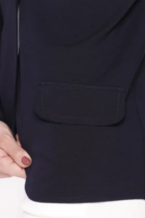 GIACCA Blazer di tendenza monopetto con collo reverse