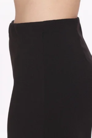 PANTALONE Classico con piega sul davanti ed elastico di chiusura in vita