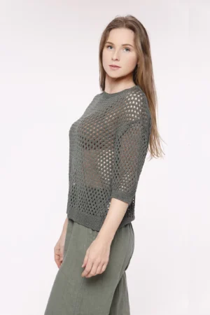 MAGLIA Traforata con scollo a giro e manica a kimono