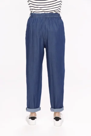 PANTALONE denim a sigaretta con passanti alla cintura ed elastico in vita