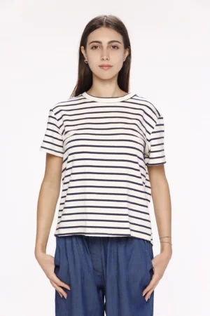 MAGLIA a girocollo con fantasia a righe e manica corta