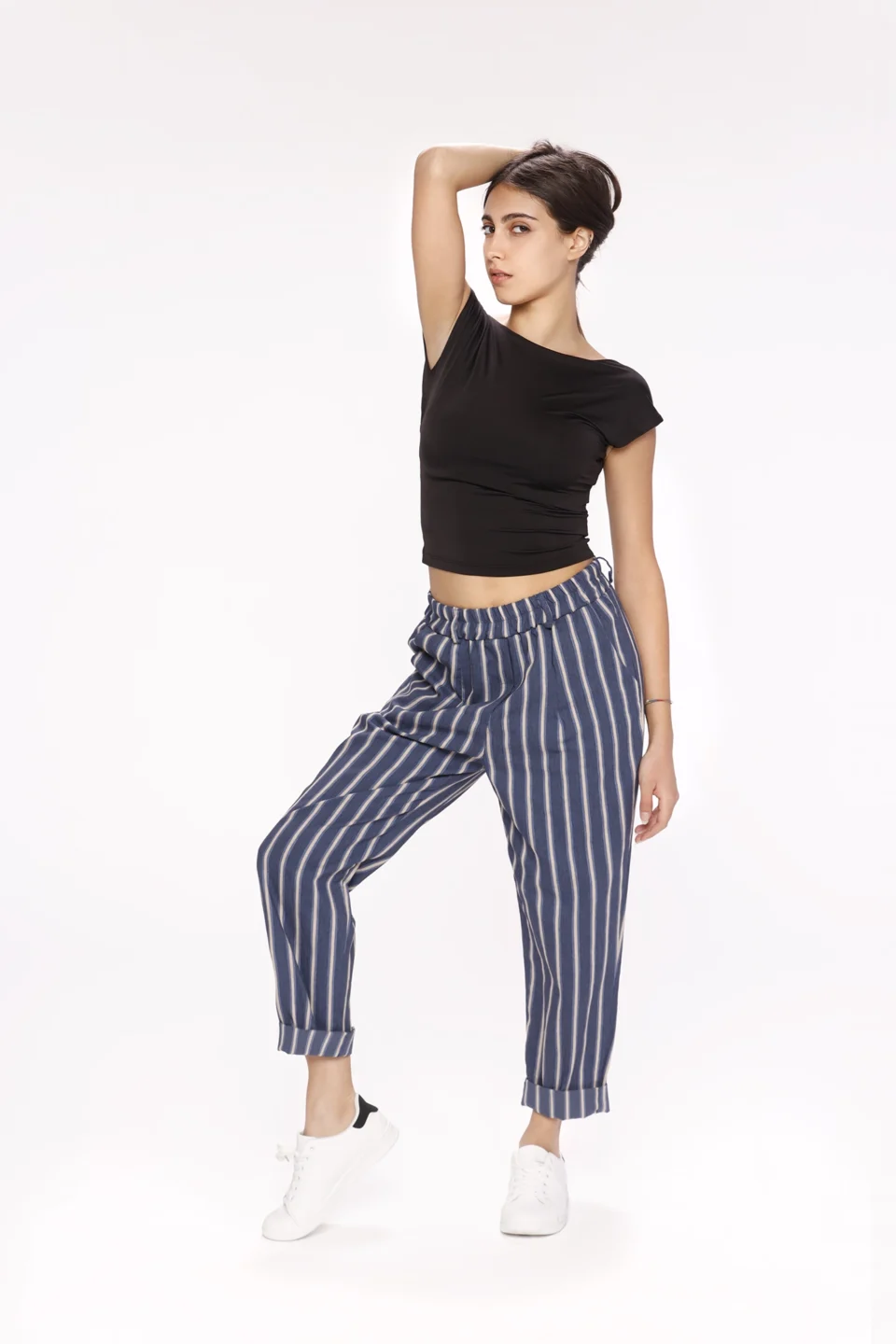 PANTALONE rigato con risvolti alle caviglie ed elastico in vita ONEWORLD HYBRID