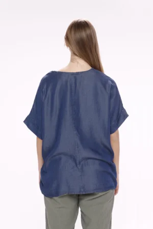 MAGLIA lunga con scollo a giro e manica corta a pipistrello