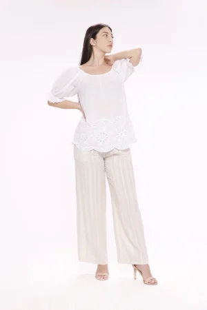 BLUSA leggera con scollo a barca elasticizzato e traforature agli orli ONEWORLD HYBRID