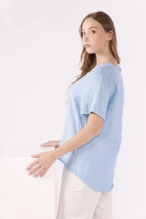 BLUSA fresca con scollo a V arricciato e manica corta