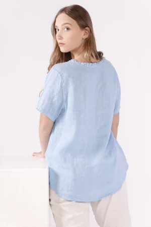 BLUSA fresca con scollo a V arricciato e manica corta
