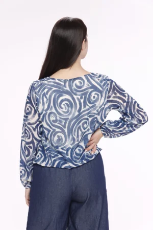 BLUSA a girocollo con manica lunga a sbuffo e graziose pieghe sul davanti