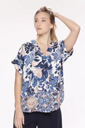 BLUSA fresca con scollo a V e piega verticale sul davanti