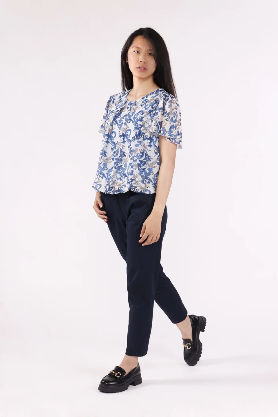 BLUSA fantasia di foliage con scollo a giro e manica corta ONEWORLD HYBRID