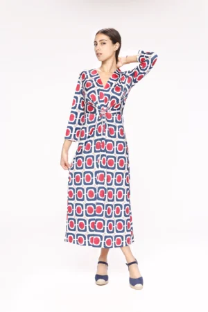 ABITO lungo a fantasia geometrica con ampio scollo a V e maniche a kimono