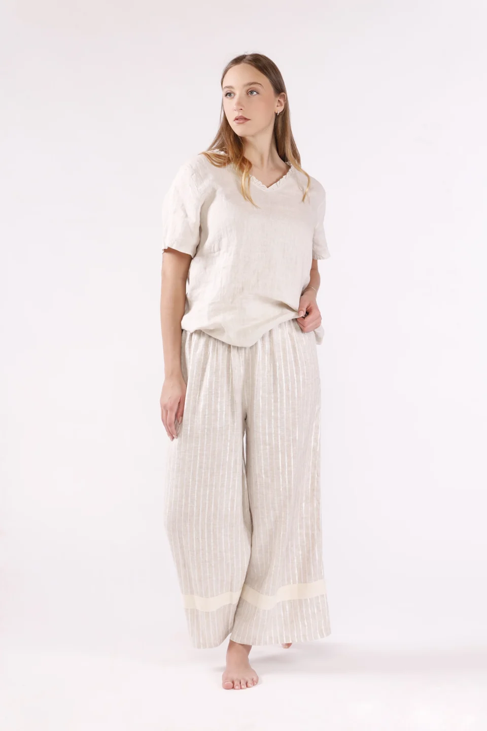 PANTALONE a palazzo a righe con elastico esterno alla vita e particolare nastro ad altezza caviglie ONEWORLD HYBRID