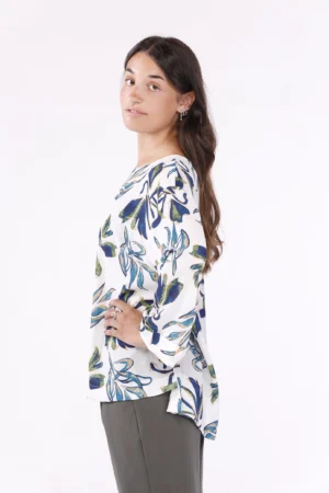 BLUSA sere di fine estate a fantasia floereale e manica a tre quarti