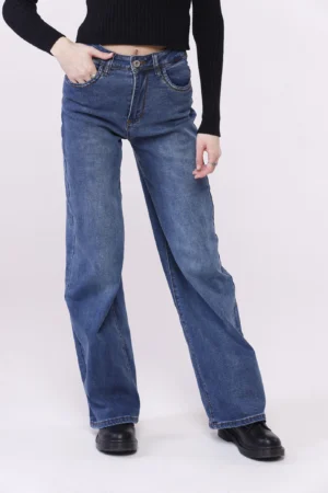 JEANS in denim wide leg con comode tasche laterali