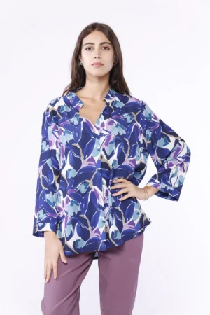 BLUSA fantasia di fiori con colletto alla coreana aperto a V e manica a kimono