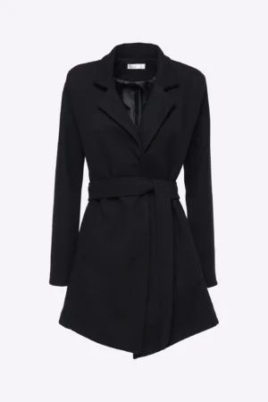 GIACCA Trench con nastro largo alla cintura e collo reverse