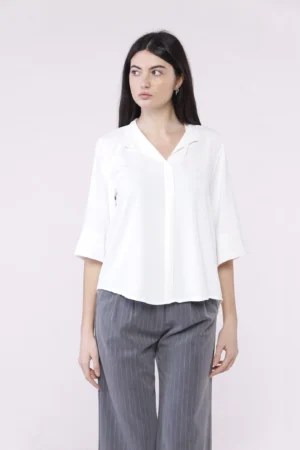 BLUSA business woman con manica a tre quarti e colletto alla coreana aperto sul davanti