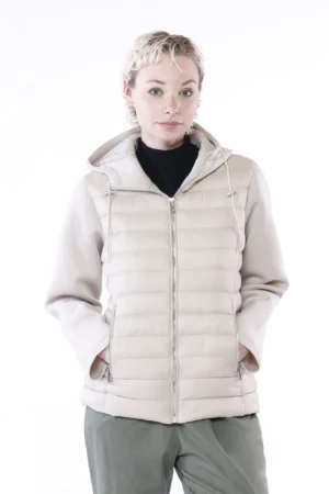 GIACCA piumino autunnale corto con maniche e cappuccio in softshell