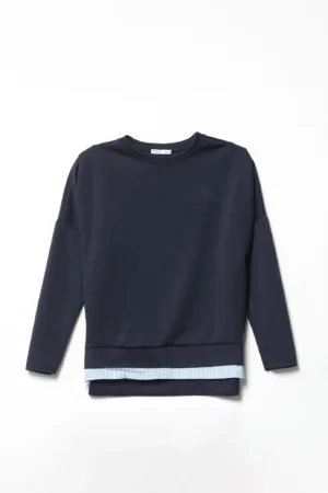 MAGLIA casual con inserto di camicia al fondo e scollo a giro ampio