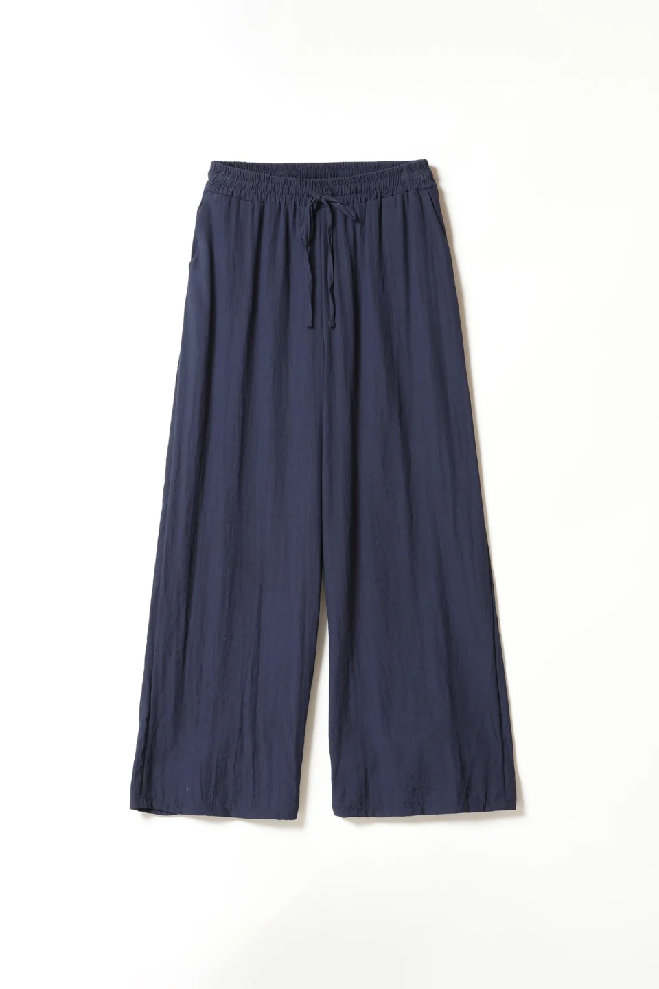 PANTALONE wide leg con comode tasche laterali e laccetto di chiusura