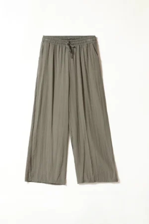 PANTALONE wide leg con comode tasche laterali e laccetto di chiusura