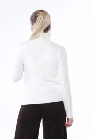 MAGLIA dolcevita con trecce ricamante e orli a costine