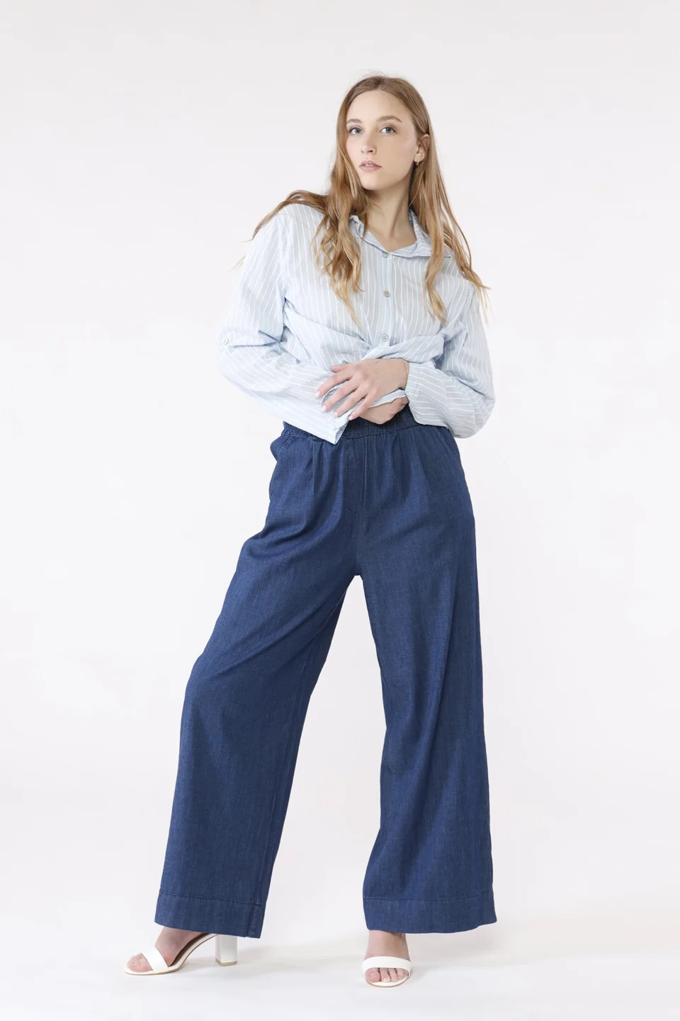 PANTALONE wide leg in denim con comode tasche ed elastico di chiusura in vita ONEWORLD HYBRID